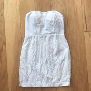 Padded mini strapless white summer dress